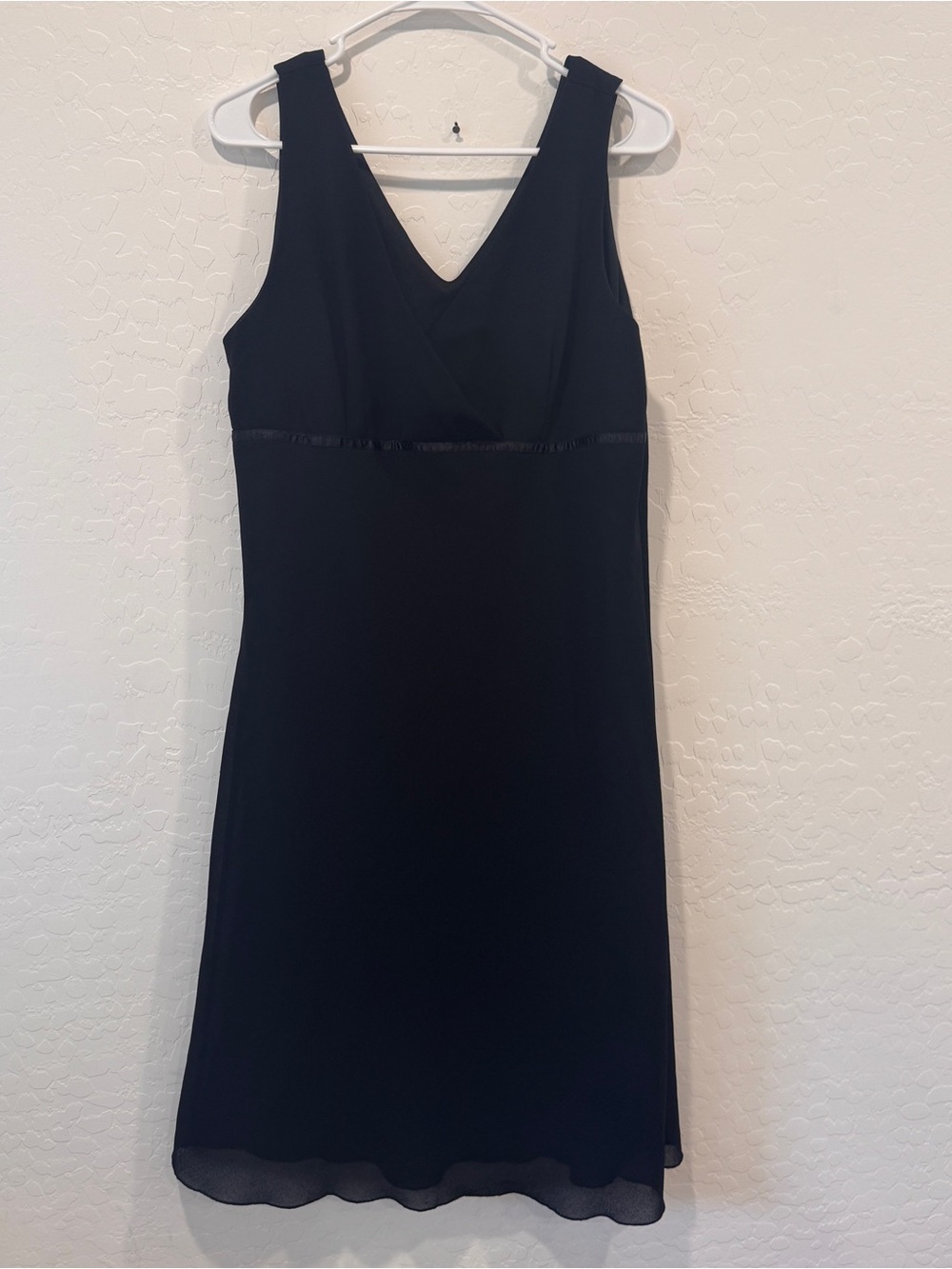 Celine by Champion Black V-Neck Sleeveless Midi Dress Womens 10 Cocktail